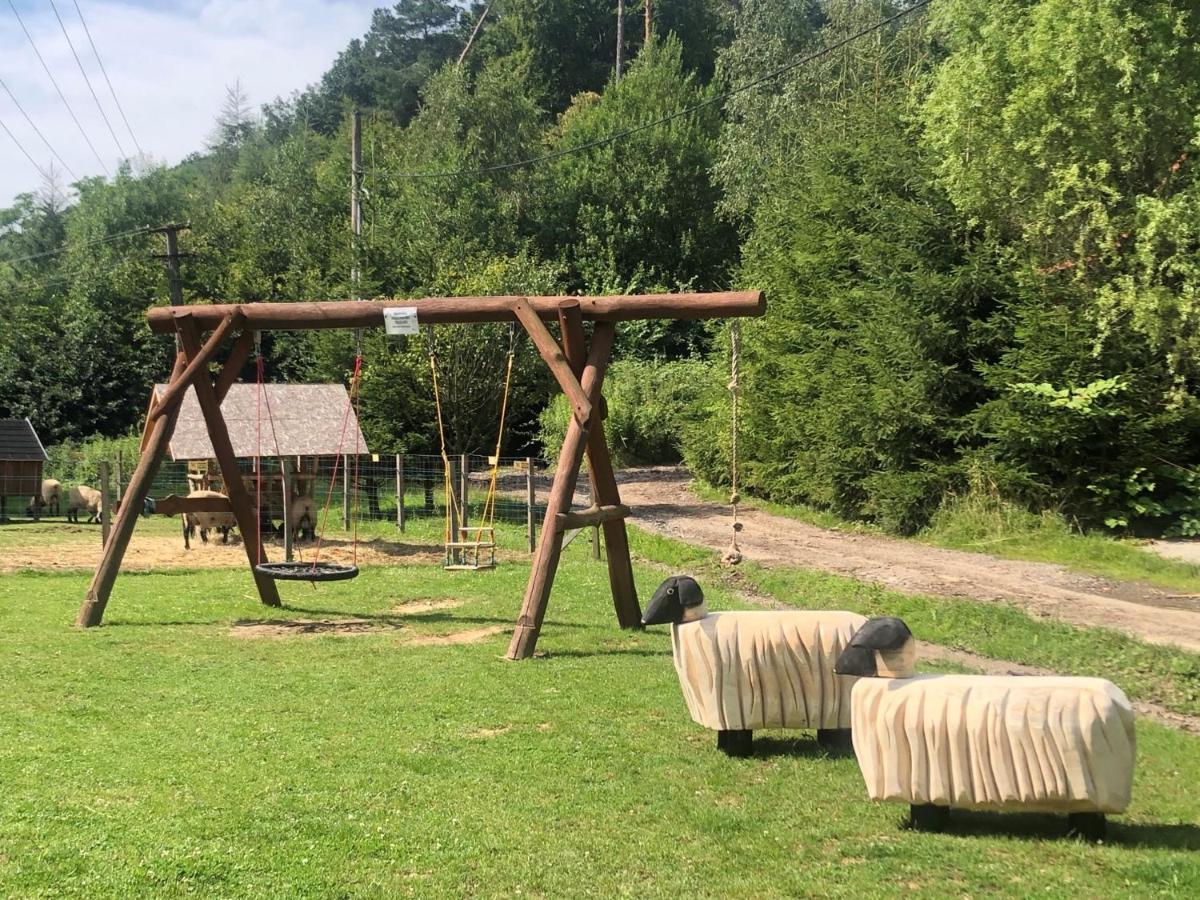 Kamenacka Myslivna Hotel Moravany  Екстериор снимка